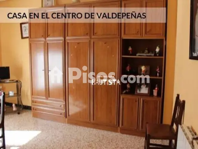 Chalet en venta en Valdepeñas