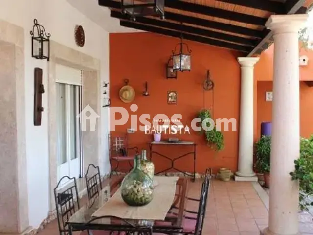 Chalet en venta en Valdepeñas