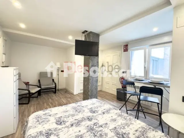 Piso en alquiler en Parque de Invierno, Parque de Invierno (Oviedo) de 680 €<span>/mes</span>