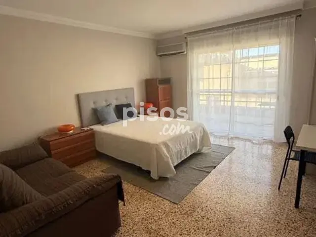 Habitación en alquiler en Calle de Isabel 'La Católica', Murcia Capital de 280 €<span>/mes</span>