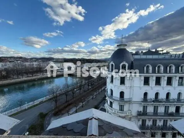 Piso en alquiler en Calle Foru Pasealekua, 5, Centro (San Sebastián - Donostia) de 1.600 €<span>/mes</span>