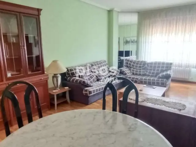 Piso en alquiler en Centro, Centro (Logroño) de 900 €<span>/mes</span>