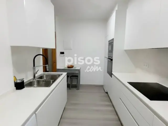 Piso en alquiler en A Seca-Os Salgueriños, A Seca-Os Salgueriños (Pontevedra Capital) de 650 €<span>/mes</span>