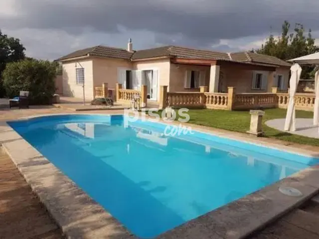 Chalet en venta en Son Ferriol, Son Ferriol (Distrito Llevant. Palma de Mallorca) de 880.000 €