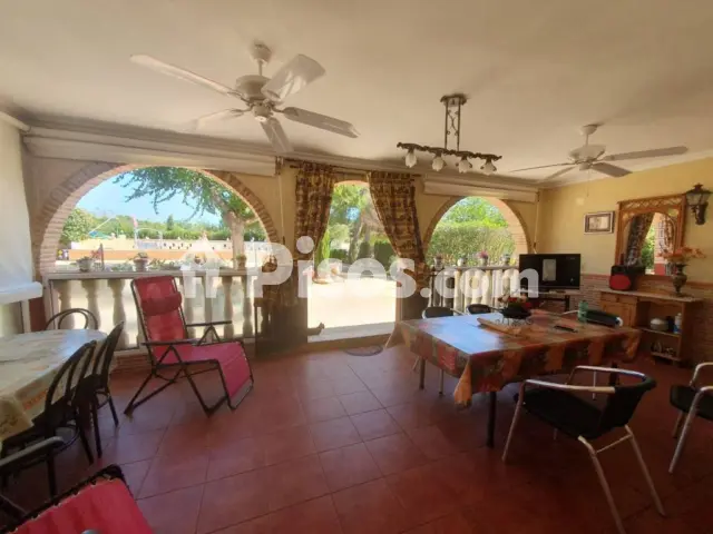 Chalet en venta en Argamasilla de Calatrava