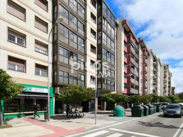 Piso en alquiler en Iturrama-Azpilagaña, Iturrama-Azpilagaña (Pamplona - Iruña) de 1.450 €<span>/mes</span>