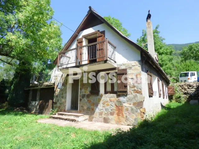 Casa en venta en Barrio de la Sarra, 15, Espierba (Bielsa) de 190.000 €