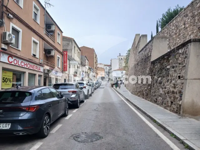 Local comercial en venta en Casco Antiguo - Vista 2