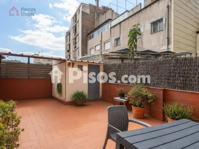 Piso en venta en Carrer de la Creu Coberta, 71, cerca de Carrer del Rector Triadó, Hostafrancs (Distrito Sants-Montjuïc. Barcelona Capital) de 425.000 €