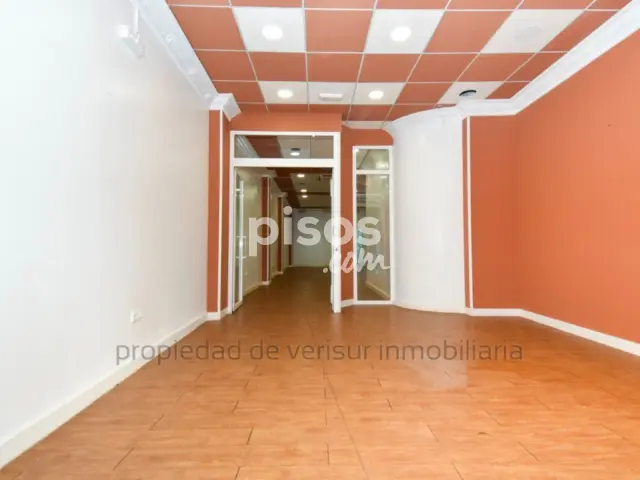 Local comercial en alquiler en Centro, Centro (Águilas) de 950 €<span>/mes</span>