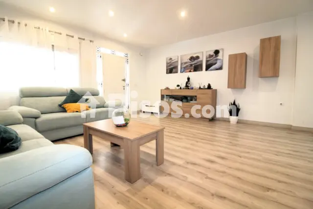 Dúplex en venta en Pilar de La Horadada, Núcleo (Pilar de la Horadada) de 240.000 €