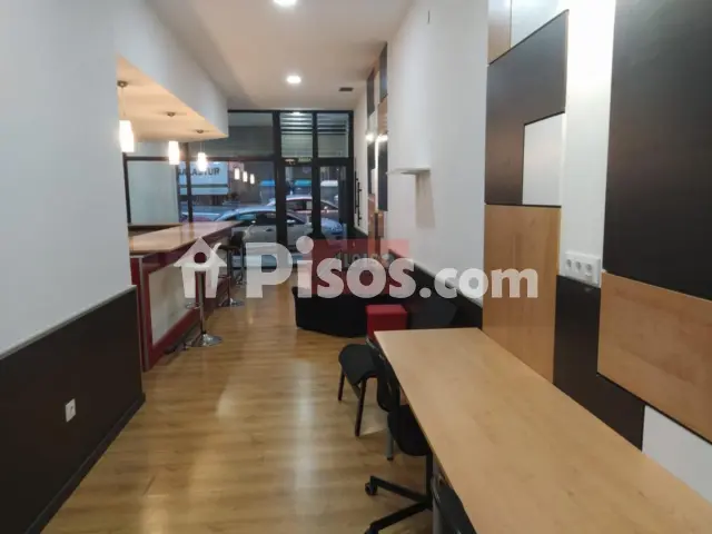 Local comercial en alquiler en Ourense, O Couto (Ourense Capital) de 500 €<span>/mes</span>