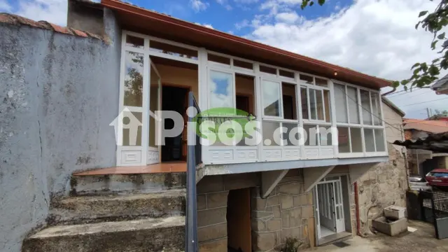 Casa en venta en Sarreaus, Sarreaus (Sarreaus) de 44.000 €