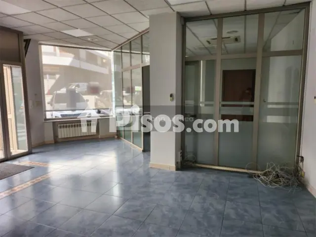 Local comercial en alquiler en Ourense, A Ponte (Ourense Capital) de 650 €<span>/mes</span>