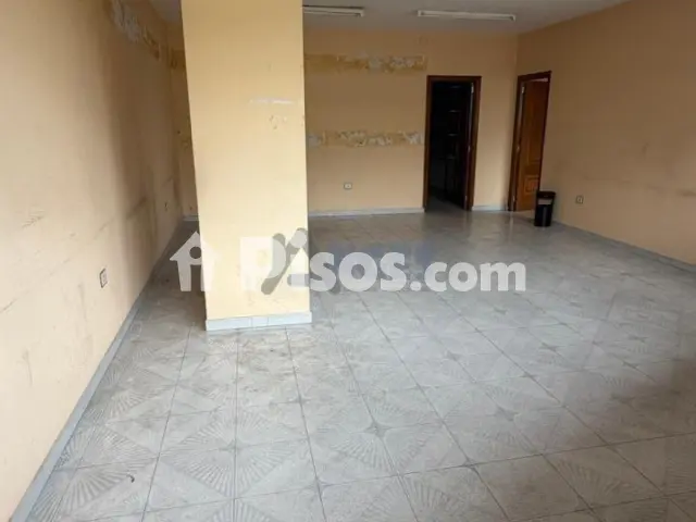 Local comercial en alquiler en Ourense, Centro (Ourense Capital) de 400 €<span>/mes</span>