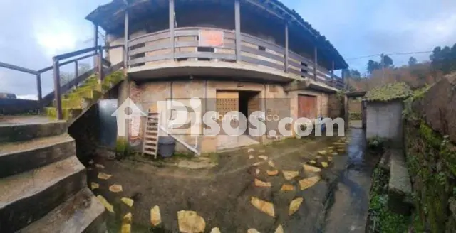 Casa en venta en Ourense, Toén de 95.000 €