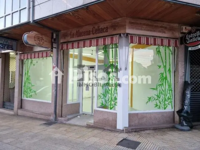 Local comercial en alquiler en Calle de Ervedelo, cerca de Calle de Prego de Oliver, O Couto (Ourense Capital) de 420 €<span>/mes</span>