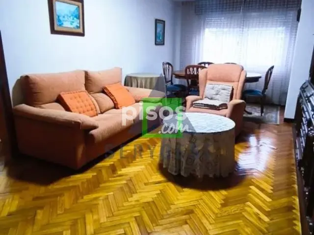 Piso en alquiler en Calle de Noriega Varela, Centro (Ourense Capital) de 800 €<span>/mes</span>