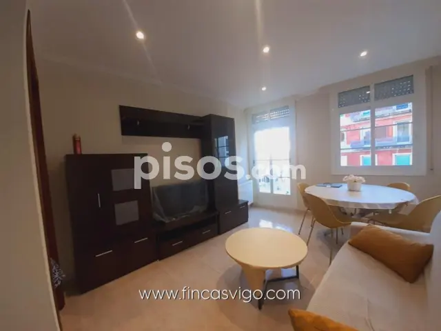 Apartamento en alquiler en Calle de Santiago, 2, Casco Vello (Distrito Casco Urbano. Vigo) de 850 €<span>/mes</span>