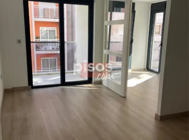 Piso en alquiler en Avenida de La Habana, cerca de Calle del Concello, Centro (Ourense Capital) de 950 €<span>/mes</span>
