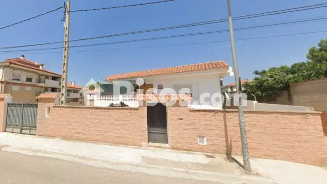 Chalet en venta en Calle de la Ermita, L'Alcúdia de Crespins de 153.890 €