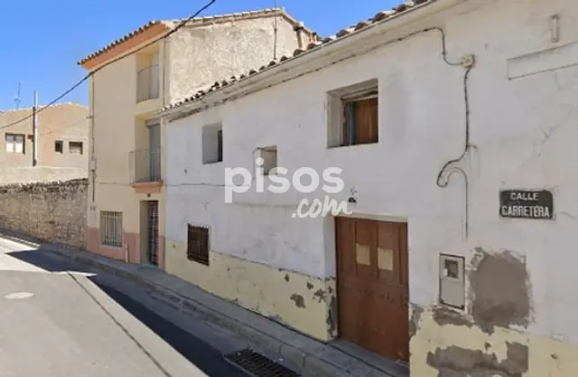 Chalet en venta en Calle de la Carretera, Sástago de 25.660 €