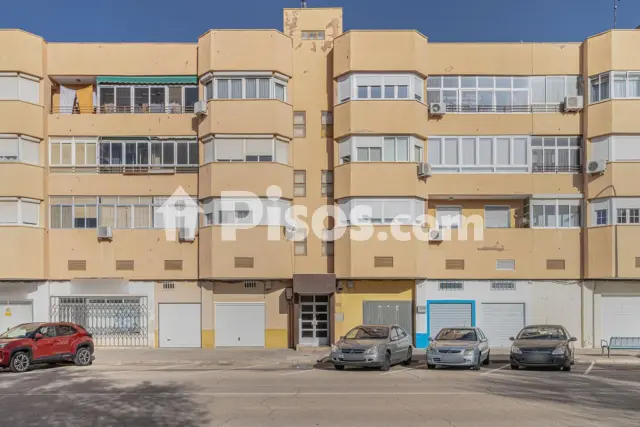 Piso en venta en Plaza de Luis Buñuel