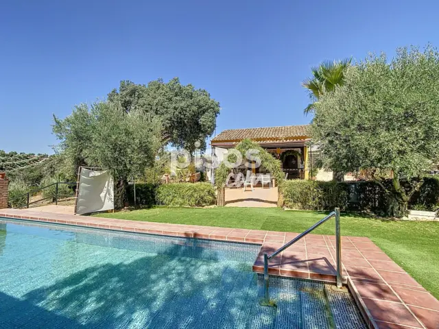 Chalet en venta en Calle Diseminados Poligono 9, Adamuz de 299.000 €