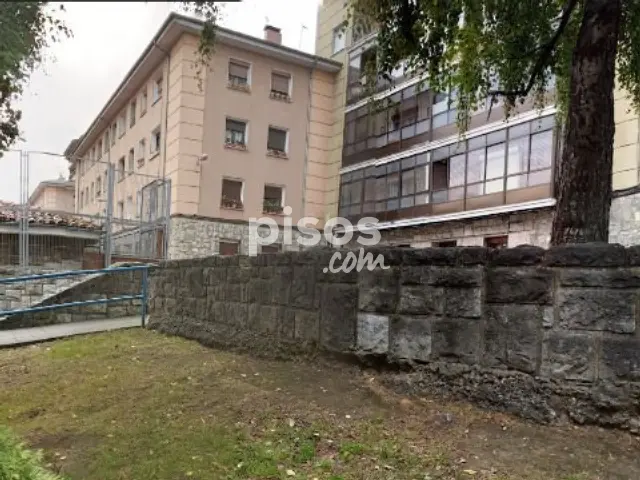 Piso en venta en Calle Lago Enol, Ventanielles (Oviedo) de 69.400 €