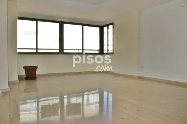 Oficina en alquiler en Ensanche-Diputación, Ensanche-Diputación (Distrito Centro-Ensanche. Alicante - Alacant) de 1.700 €<span>/mes</span>