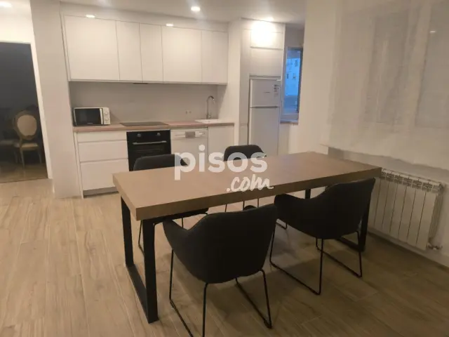Piso en alquiler en Paseo Zorrilla-Campo Grande-Cuatro de Marzo, Paseo Zorrilla-Campo Grande-Cuatro de Marzo (Valladolid Capital) de 900 €<span>/mes</span>