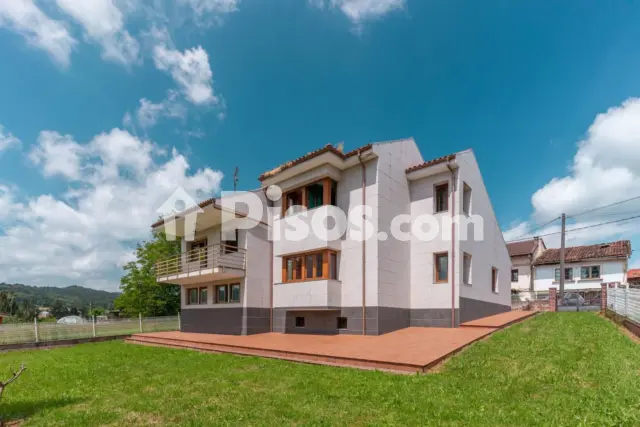 Finca rústica en venta en Calle Pumar, Número 32, Castañera (Nava) de 380.000 €