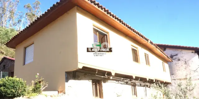 Chalet en venta en Soto de Rey, Soto de Rey (Ribera de Arriba) de 36.900 €