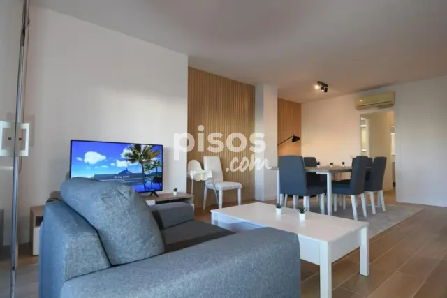 Piso en alquiler en Migdia Casernes, Migdia Casernes (Girona Capital) de 1.800 €<span>/mes</span>