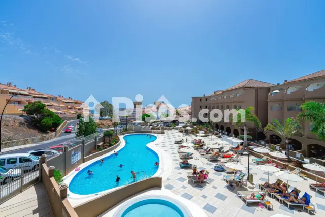 Apartamento en alquiler en Calle Finlandia, 5, Playa de Las Américas (Arona) de 1.700 €<span>/mes</span>