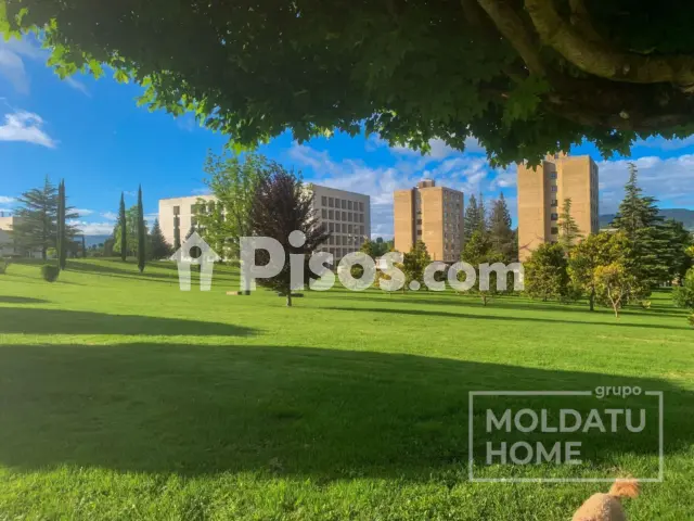 Piso en alquiler en Iturrama-Azpilagaña, Iturrama-Azpilagaña (Pamplona - Iruña) de 1.400 €<span>/mes</span>