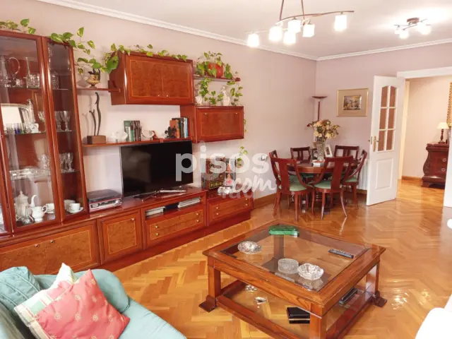 Piso en venta en Soria, El Calaverón-Los Pajaritos (Soria Capital) de 315.000 €