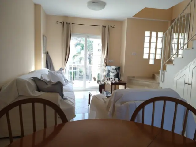 Dúplex en alquiler en Playa Rabdells, Oliva Nova (Oliva) de 690 €<span>/mes</span>