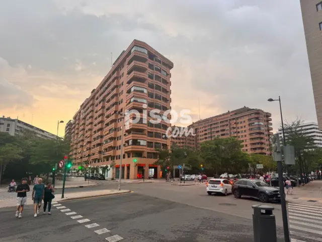 Piso en venta en Calle del Pintor Maella, Penya-roja (Distrito Camins al Grau. València Capital) de 700.000 €
