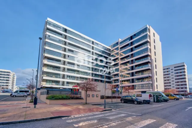 Piso en venta en Calle Dublin, Burlada - Burlata de 485.000 €