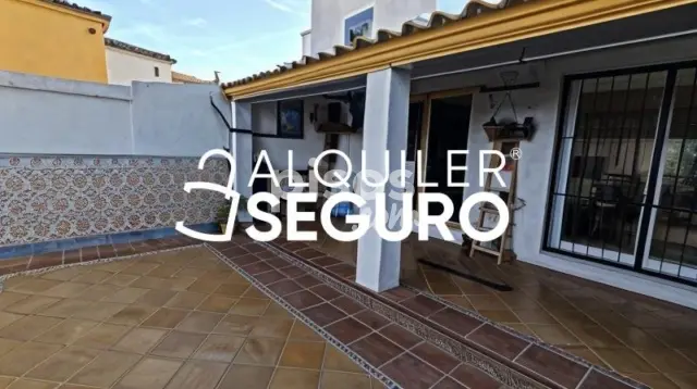 Chalet en alquiler en Castilleja de Guzmán, Castilleja de Guzmán de 900 €<span>/mes</span>