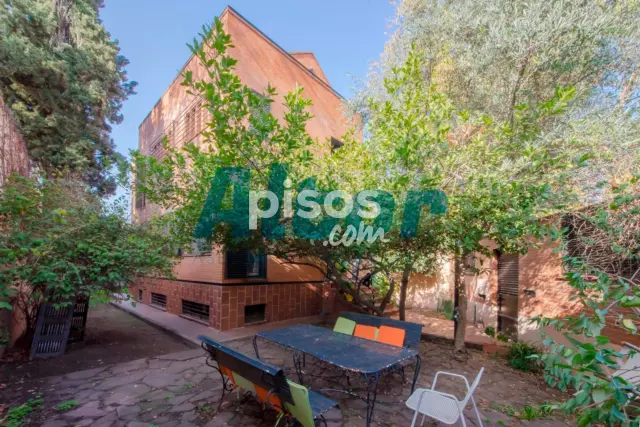 Chalet en venta en Moncloa, Ciudad Universitaria (Distrito Moncloa-Aravaca. Madrid Capital) de 1.250.000 €