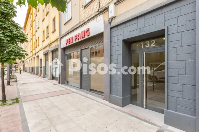 Piso en venta en Avenida de Marcelo Celayeta, 132, cerca de Calle de Errotazar, Rochapea - Arrotxapea (Pamplona - Iruña) de 235.000 €