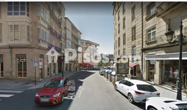 Local comercial en alquiler en Avenida de las Caldas, cerca de Calle Ribeira de Canedo, A Ponte (Ourense Capital) de 650 €<span>/mes</span>