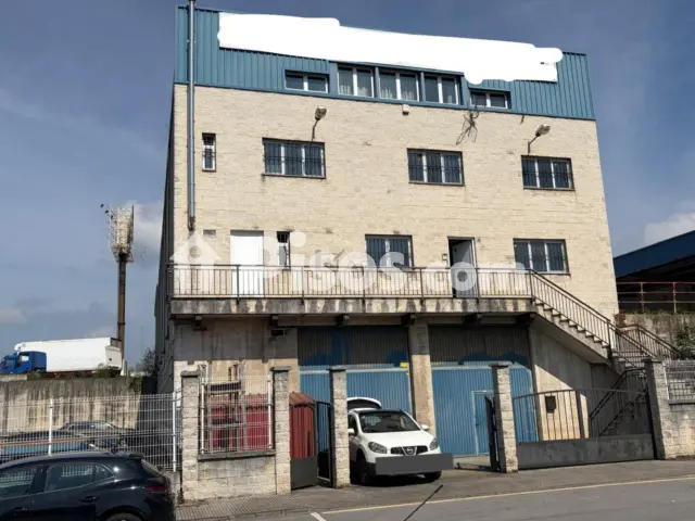 Nave industrial en venta en Granda-Tiñana-Hevia, Granda-Tiñana-Hevia (Siero) de 750.000 €