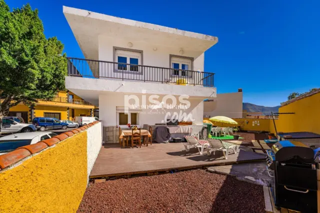 Casa en venta en Avenida de La Iglesia, cerca de Calle Santiago Apostol, Santiago del Teide de 315.000 €