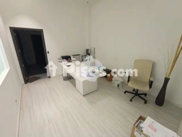 Local comercial en alquiler en Calle de San Paio, A Ponte (Ourense Capital) de 800 €<span>/mes</span>