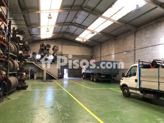 Nave industrial en venta en Granda-Tiñana-Hevia, Granda-Tiñana-Hevia (Siero) de 550.000 €