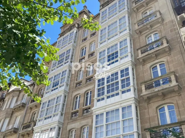 Piso en alquiler en Calle del Paseo, Centro (Ourense Capital) de 1.900 €<span>/mes</span>