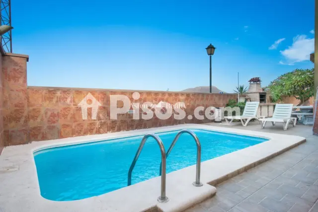Chalet en venta en Las Rosas, Costa del Silencio-Las Galletas (Arona) de 475.000 €